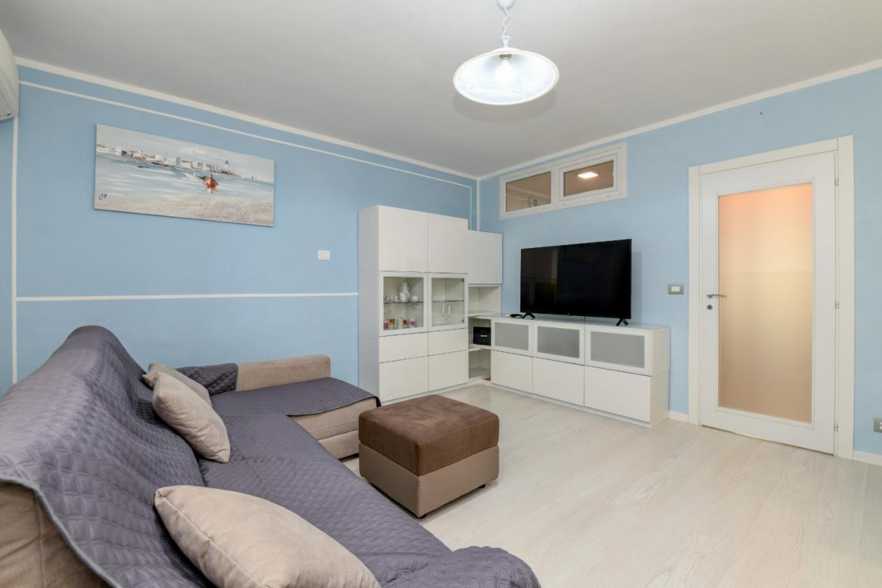 My Desenzano Holiday Apartment Desenzano del Garda Bagian luar foto